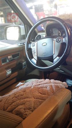 لاند روفر LR4